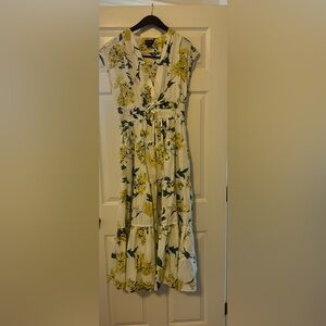 NWOT Nicole Miller White and Yellow Floral Dress Size M